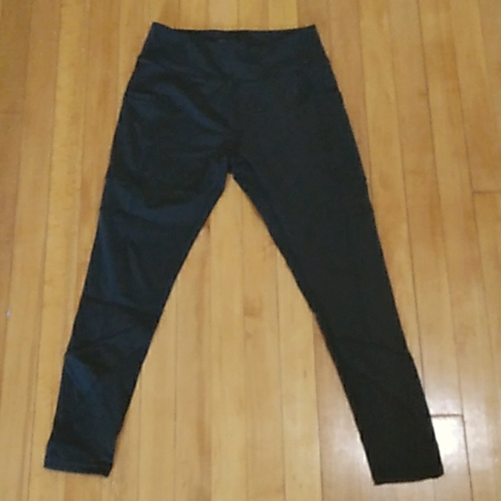 fitkicks black leggings with pockets, size medium